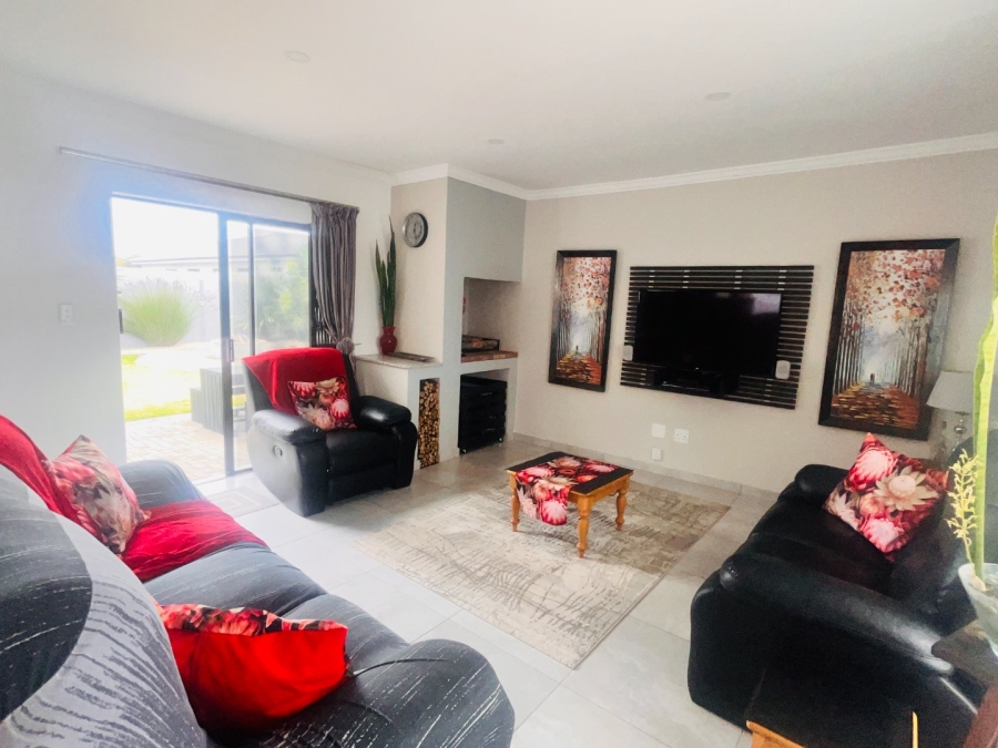 3 Bedroom Property for Sale in Fountains Estate Eastern Cape